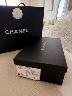 Chanel Ballet Flats Empty Shoe Box + Shopping Bag + Camellia